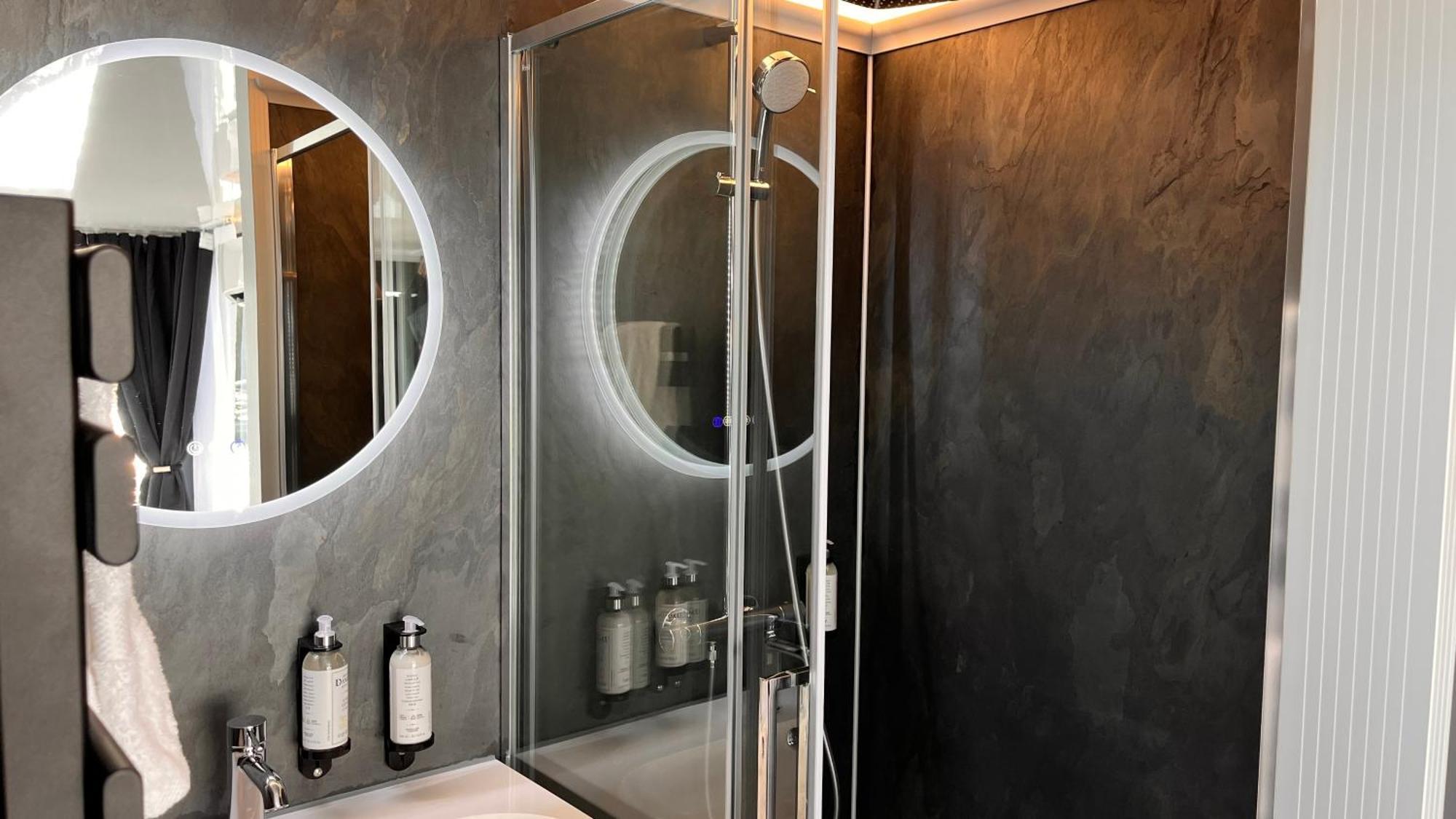 L'Escale Royale Saint-Martin-La-Garenne Port Ilon - Seine - Giverny ภายนอก รูปภาพ