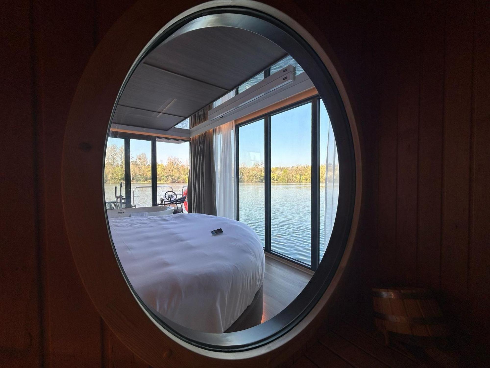 L'Escale Royale Saint-Martin-La-Garenne Port Ilon - Seine - Giverny ภายนอก รูปภาพ